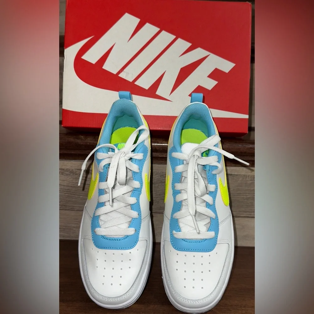 Cute 🥰 Nike Court Borough Low 2 GS /7Y 'White Baltic Blue Volt' Women's Size 8.5 - Picture 5 of 15